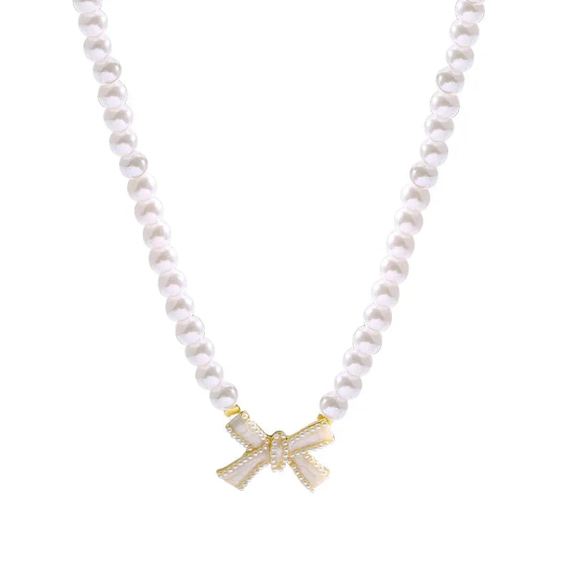 Pearl Necklace with Bow